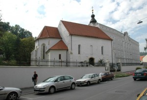 LOVRO_CRKVA
