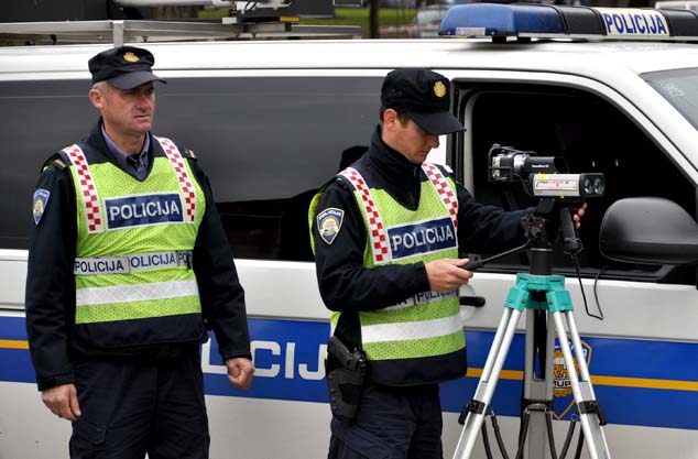 Požega.eu | Nadzirano 114 vozača i utvrđeno 46 prekršaja