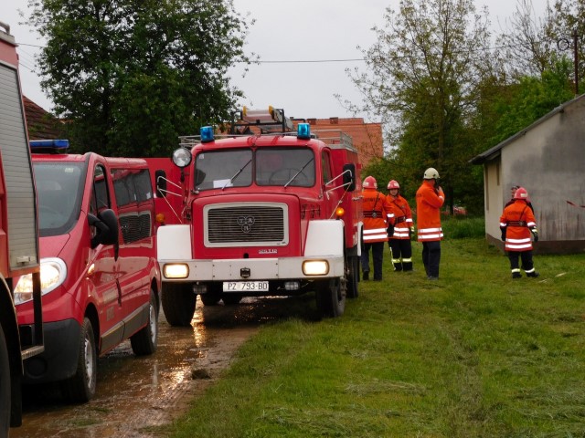 Požega.eu | Veoma dobra efikasnost i uvježbanost u gašenju improviziranih požara (FOTOGALERIJA)