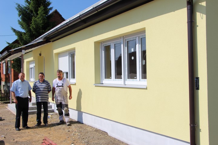 Požega.eu | Kampanja je prošla, u jakšičkoj se općini i dalje radi punom parom: Novi sjaj doma u Bertelovcima