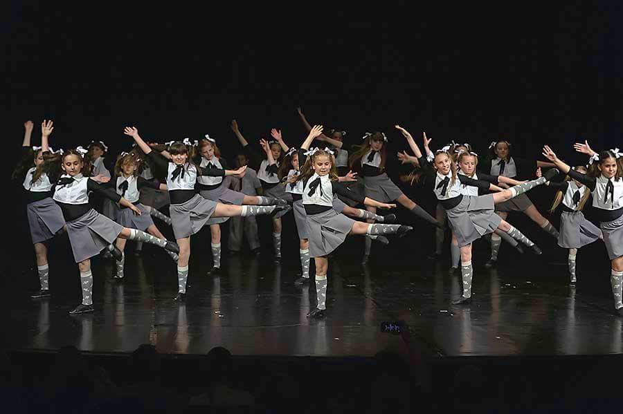 Požega.eu | Među 250 plesača nastupa požeška Plesna radionica Ilijane Lončar