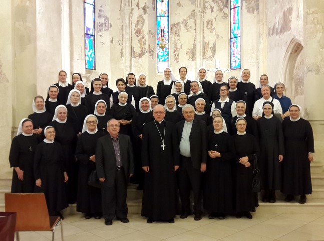 Požega.eu | Redovnice iz Rijeke u posjeti Požeškoj biskupiji