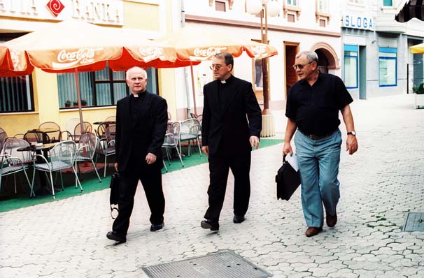 Požega.eu | Bilo je to prije 20 godina: Prva službena posjeta prvog požeškog biskupa sjedištu nove mjesne Crkve