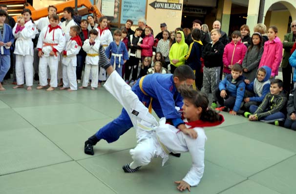 Požega.eu | Demonstracija Judo borilačkog sporta /FOTOGALERIJA/