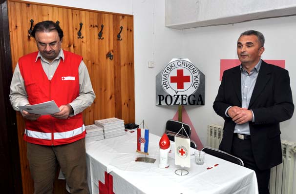 Požega.eu | SPASITELJI ŽIVOTA: Brojna priznanja za humanost-rekorderi Zdenko Šojat sa 134 i Anton Krajnc sa 127 davanja krvi /FOTOGALERIJA/