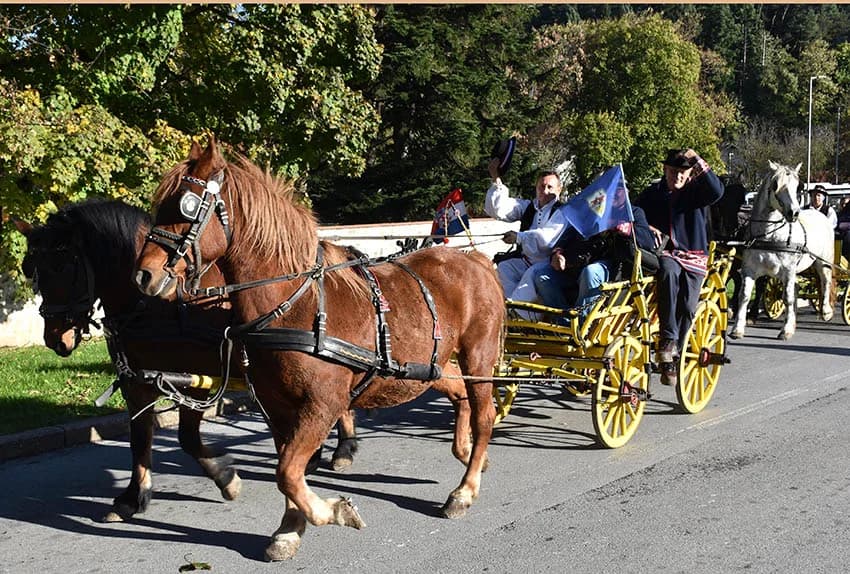 Više tisuća planinara i drugih posjetitelja okupilo se u Kutjevu na tradicionalnoj proslavi Martinja u Kutjevu /FOTOGALERIJA)