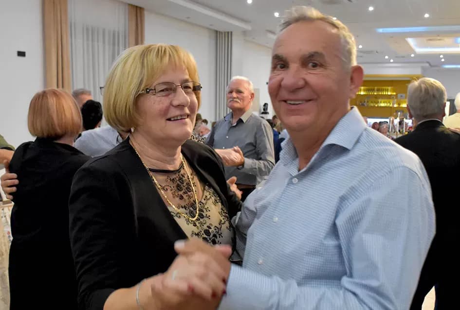 LIČKA VEČER 2025.: Ličani dijele zavičajnost  sa ljudima oko sebe