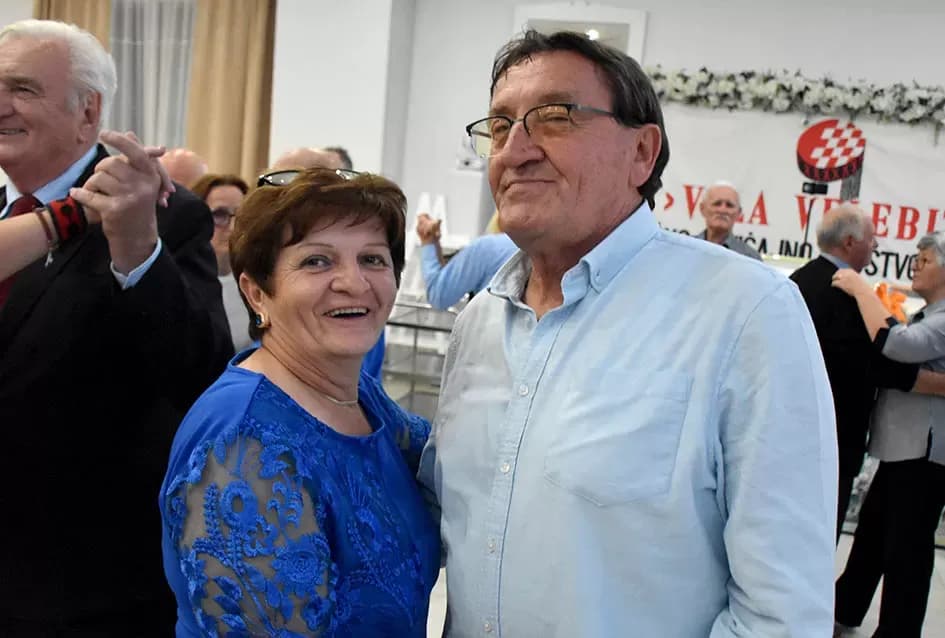 LIČKA VEČER 2025.: Ličani dijele zavičajnost  sa ljudima oko sebe