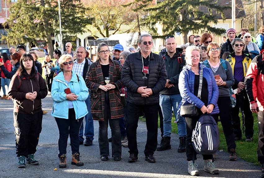 Više tisuća planinara i drugih posjetitelja okupilo se u Kutjevu na tradicionalnoj proslavi Martinja u Kutjevu /FOTOGALERIJA)