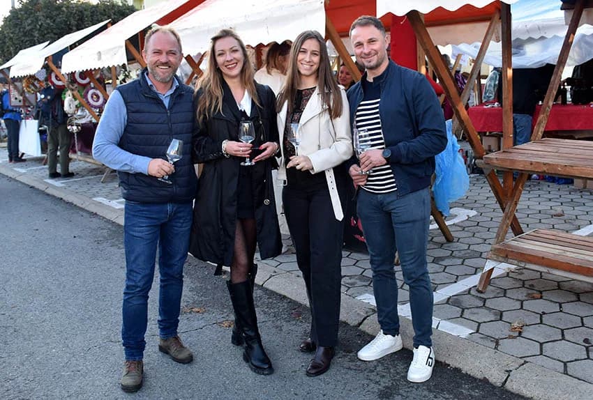 Više tisuća planinara i drugih posjetitelja okupilo se u Kutjevu na tradicionalnoj proslavi Martinja u Kutjevu /FOTOGALERIJA)