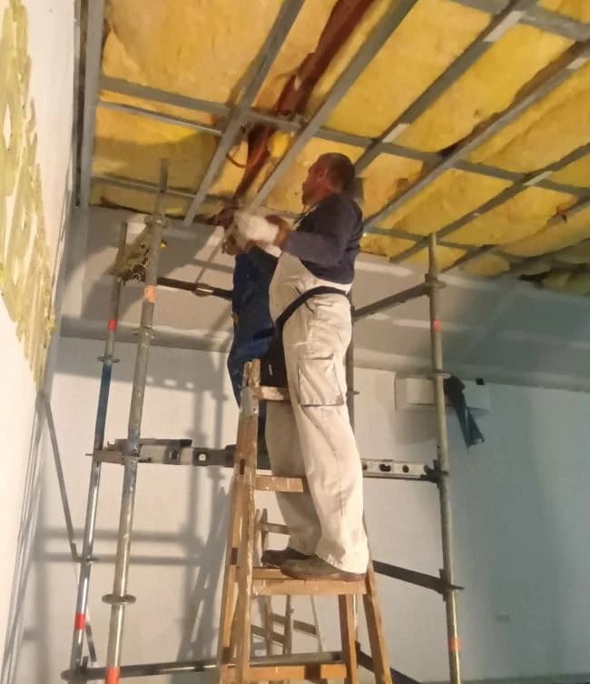 Radovi na uređenju unutrašnjosti domskog objekta pleterničke Udruge za sport i rekreaciju „Grbavica“
