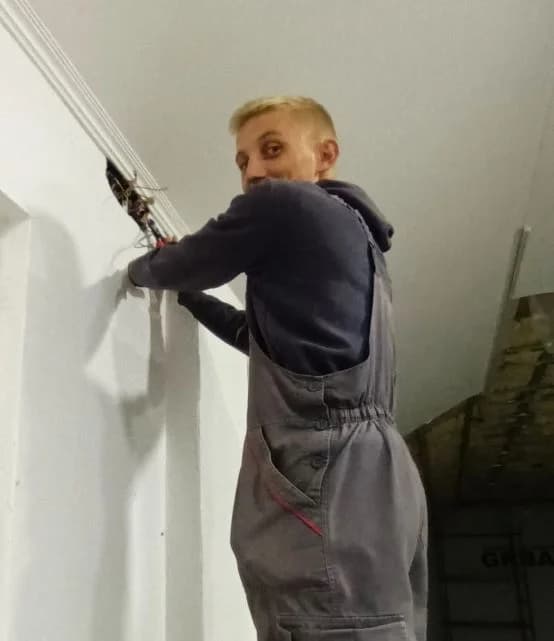 Radovi na uređenju unutrašnjosti domskog objekta pleterničke Udruge za sport i rekreaciju „Grbavica“