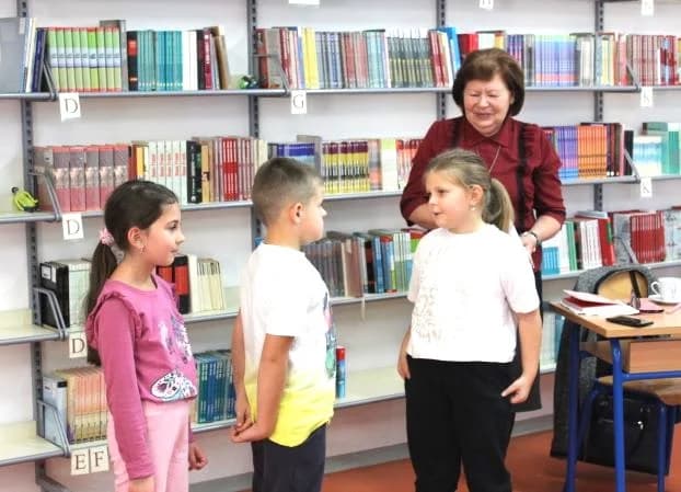 Održan književni susret pletrrničkih učenika s pjesnikinjama Mirom Šulc i Irenom Kalan