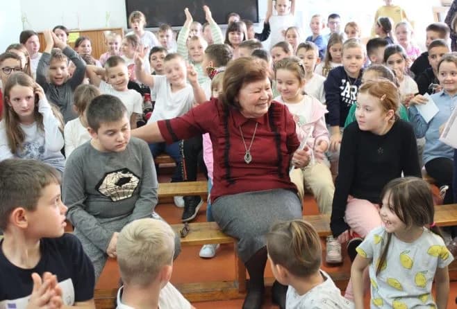 Održan književni susret pletrrničkih učenika s pjesnikinjama Mirom Šulc i Irenom Kalan