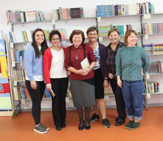 Održan književni susret pletrrničkih učenika s pjesnikinjama Mirom Šulc i Irenom Kalan