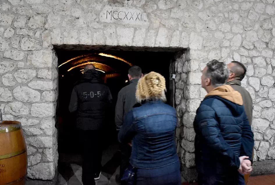 Rijeke posjetitelja preplavile podrume na Danu otvorenih podruma  u Kutjebu