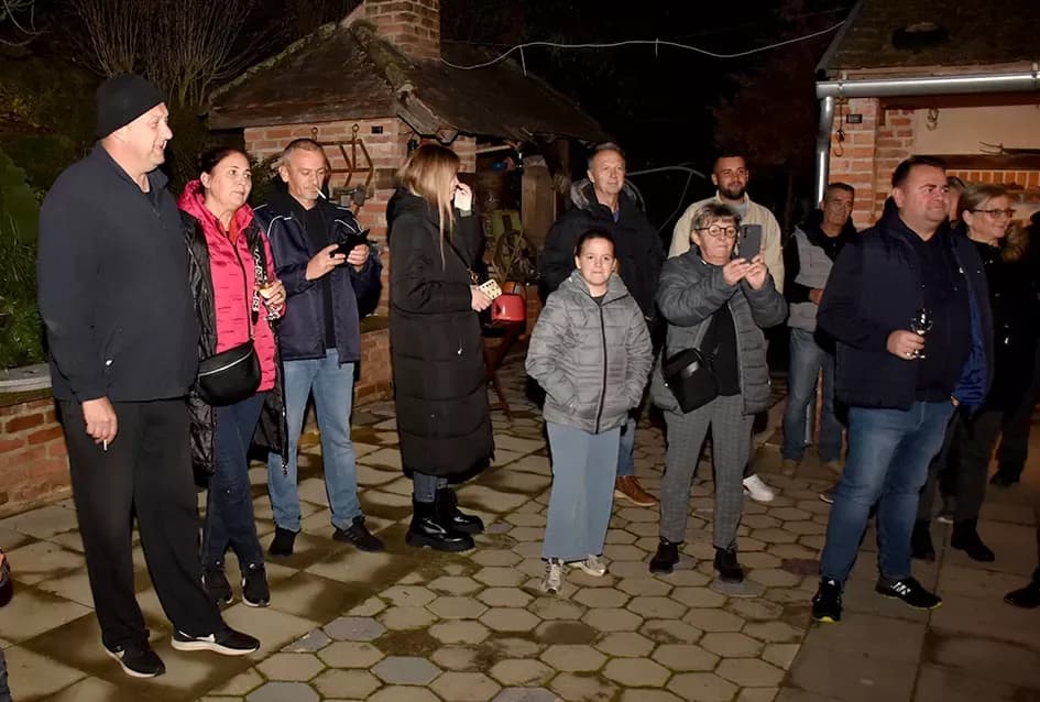 Vukovići na Sokolovcu proslavili jubilarno 15. Martinje: Klaudija Mihaljević Ruža nova kuma