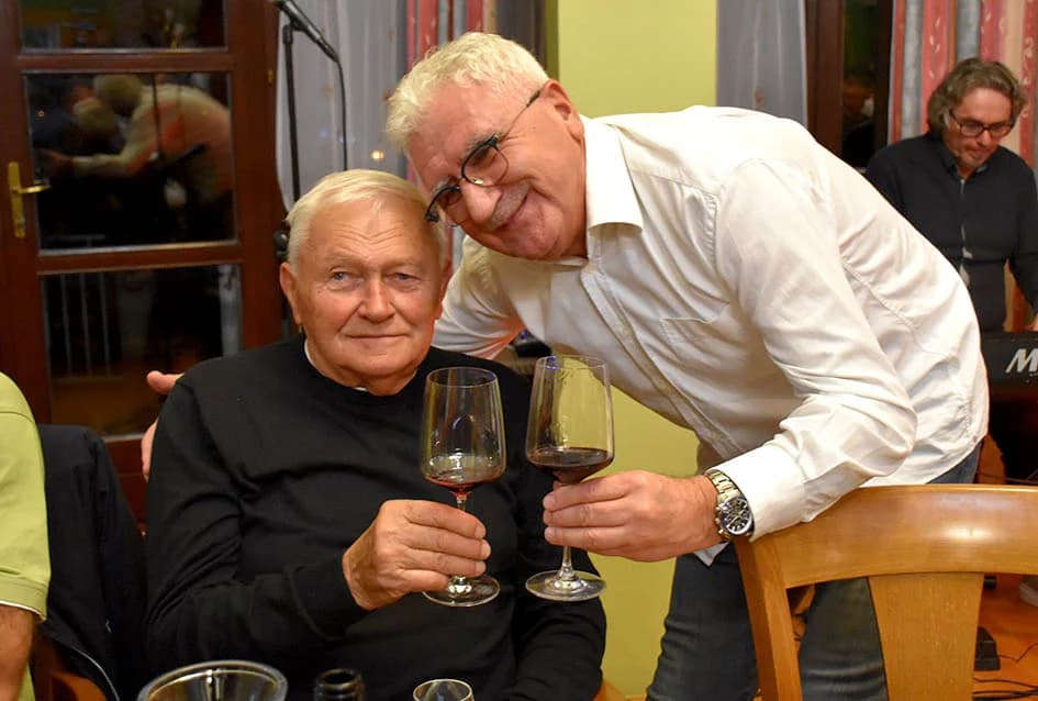 PROSLAVLJENO MARTINJE U VINOGRADARSTVU I PODRUMARSTVU KRAUTHAKER IZ KUTJEVA: Obveze kuma preuzeo Stjepan Slišković