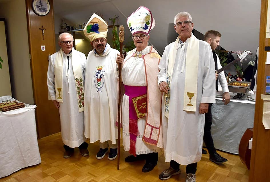 PROSLAVLJENO MARTINJE U VINOGRADARSTVU I PODRUMARSTVU KRAUTHAKER IZ KUTJEVA: Obveze kuma preuzeo Stjepan Slišković