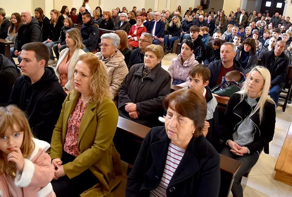 Nikad bolje Martinje u Kutjevu – tisuće planinara, gostiju i ljubitelja graševine uživalo u nezaboravnom danu