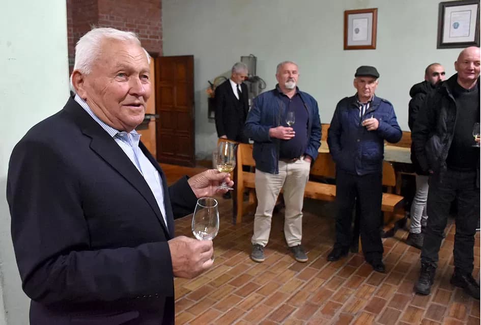 Krštena mlada graševina, kušana rijetka arhivska vina stara preko 30 godina