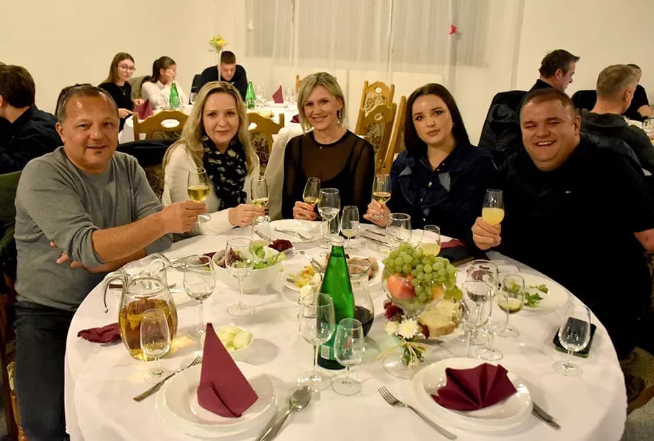 Krštena mlada graševina, kušana rijetka arhivska vina stara preko 30 godina