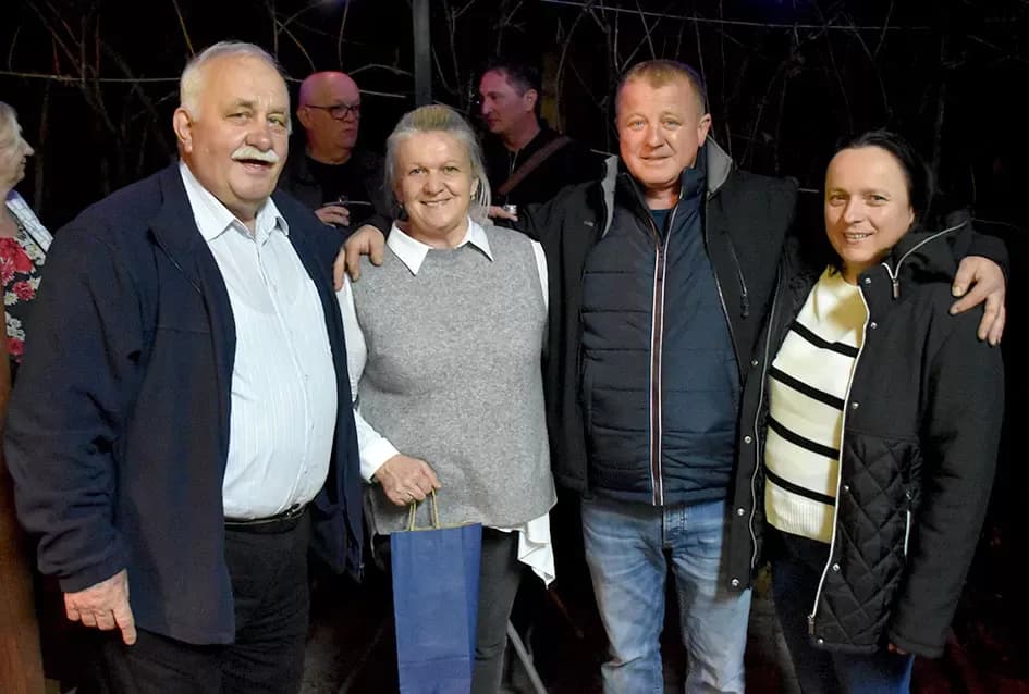 Požeška poduzetnica Ivanka Doiković proslavila Martinje: Franjo Lucić i Marinko Markota novi vinski kumovi