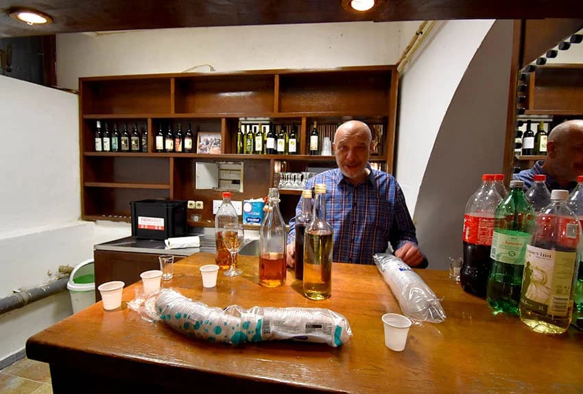 Obveze vinskog kuma preuzeo Ivica Ajanović, tajnik Udruge (FOTO)