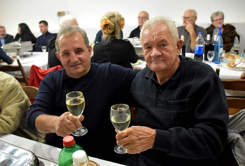 Obveze vinskog kuma preuzeo Ivica Ajanović, tajnik Udruge (FOTO)