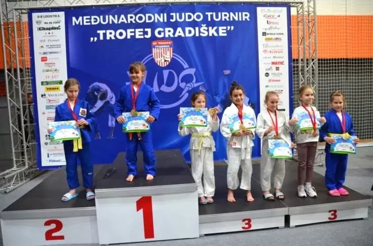 Mali borci velikog srca: Judaši Slavonca zasjali na međunarodnom turniru u Gradišci