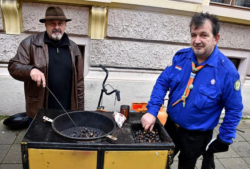 Mirisi kestena i zvuci tamburice privukli Požežane i njihove goste na tradicionalnu manifestaciju Okuse jeseni