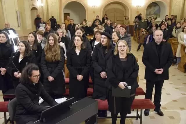 Glazbena svečanost u Kaptolu: Održan jubilarni deseti cecilijanski koncert