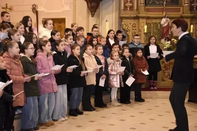 Glazbena svečanost u Kaptolu: Održan jubilarni deseti cecilijanski koncert
