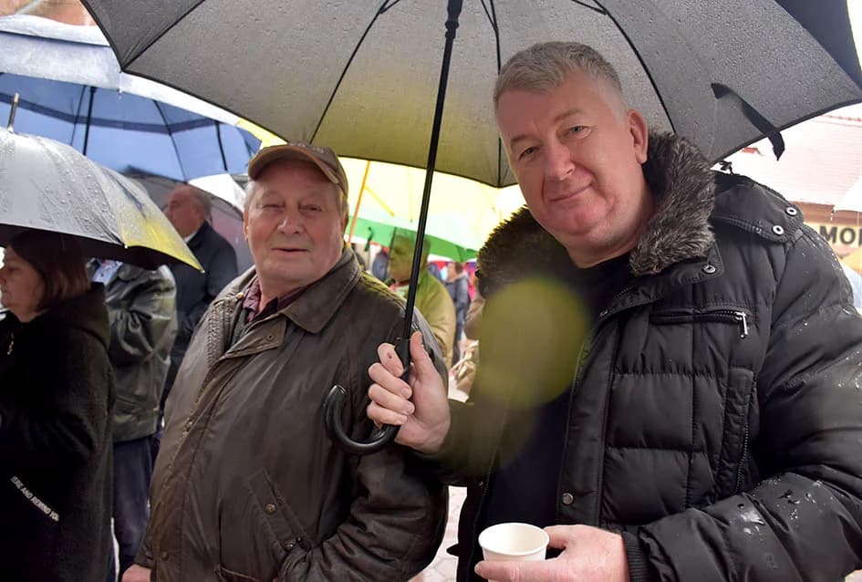 Mirisi kestena i zvuci tamburice privukli Požežane i njihove goste na tradicionalnu manifestaciju Okuse jeseni