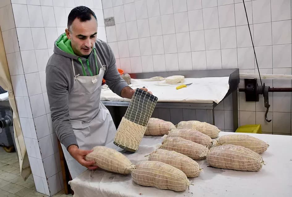Kulenova seka Hruška za Božić, a vrhunski kulen za Uskrs, tradicija koja živi
