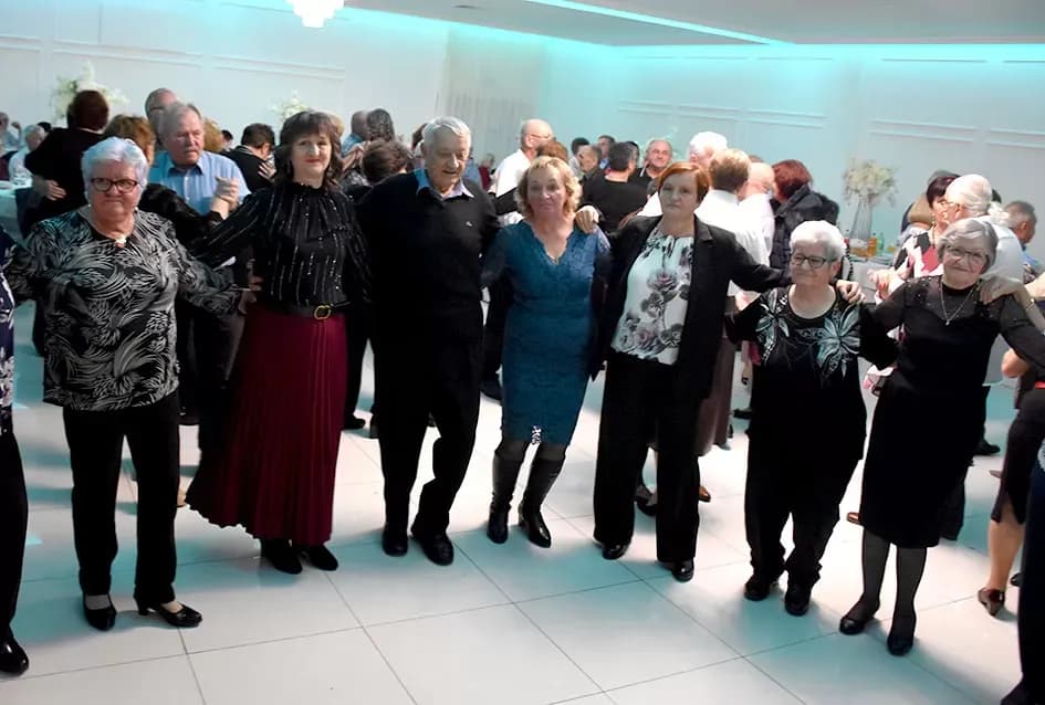 Katarinska zabava sa darivanjem imenjakinja i blizu 300 sudionika
