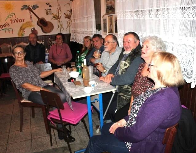Pjesmom i plesom proslavili Martinje