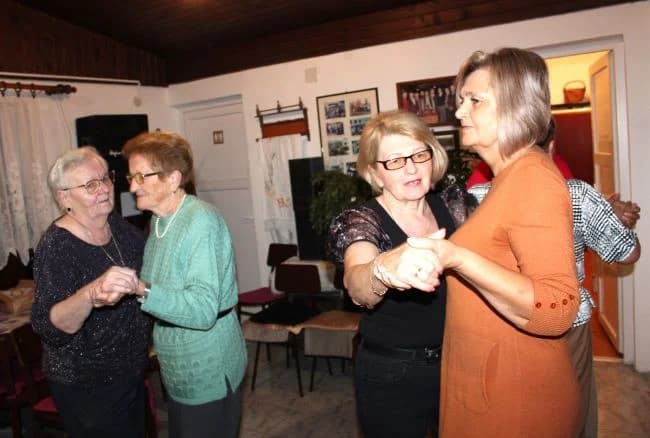 Pjesmom i plesom proslavili Martinje