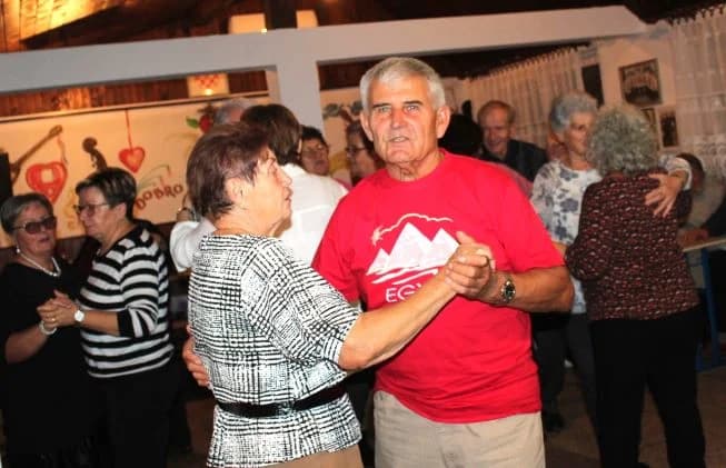 Pjesmom i plesom proslavili Martinje