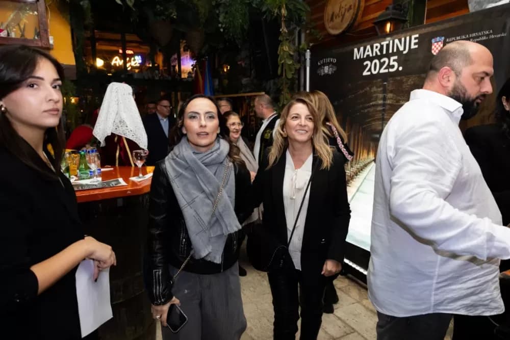 Kutjevačka tradicija osvojila Podgoricu: Martinje privuklo više od 500 gostiju