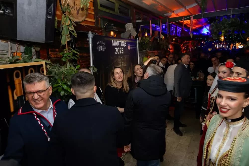 Kutjevačka tradicija osvojila Podgoricu: Martinje privuklo više od 500 gostiju
