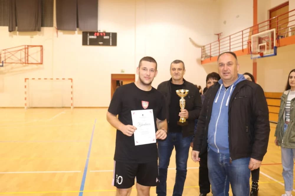 MEMORIJALNI TURNIR MARKO PAVLIČEK: Pobjednici ponovo nogometaši Doljanovaca i Podgorja