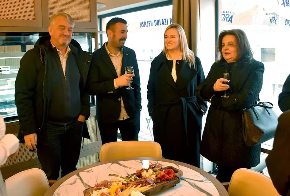 Otvoren požeški restoran Mama Mia La Pasta – novi projekt obitelj Drežnjak