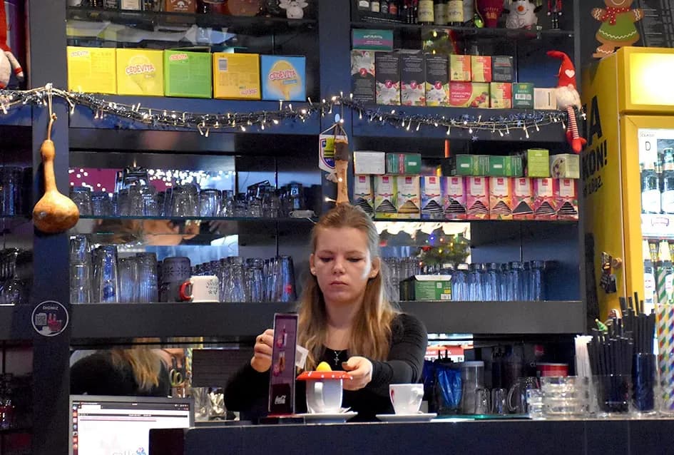 „Dioniz“ u Plodinama pretvoren u oazu blagdanskog sjaja i topline: Čarolija Božića osjeti se na svakom koraku