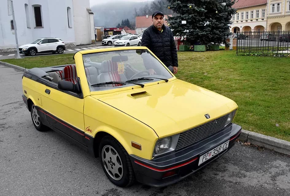 Požeška garaža čuva blago: Siniša Bosanac i rijetki Yugo Cabrio koji mami uzdahe
