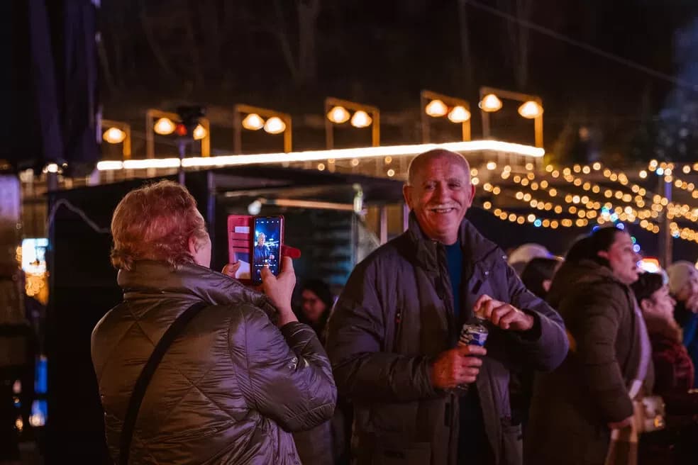 Blagdanska čarolija pod Zlatnim Papukom: Otvorena Ninina čarobna Shhhuma