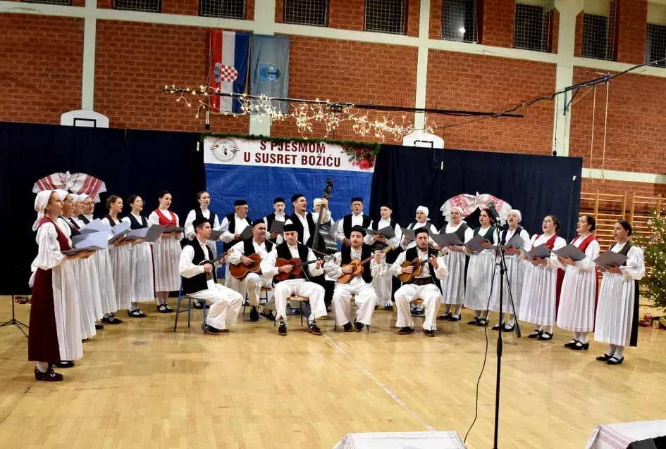 Brestovačka priredba donijela poruke zajedništva, empatije i dobrote