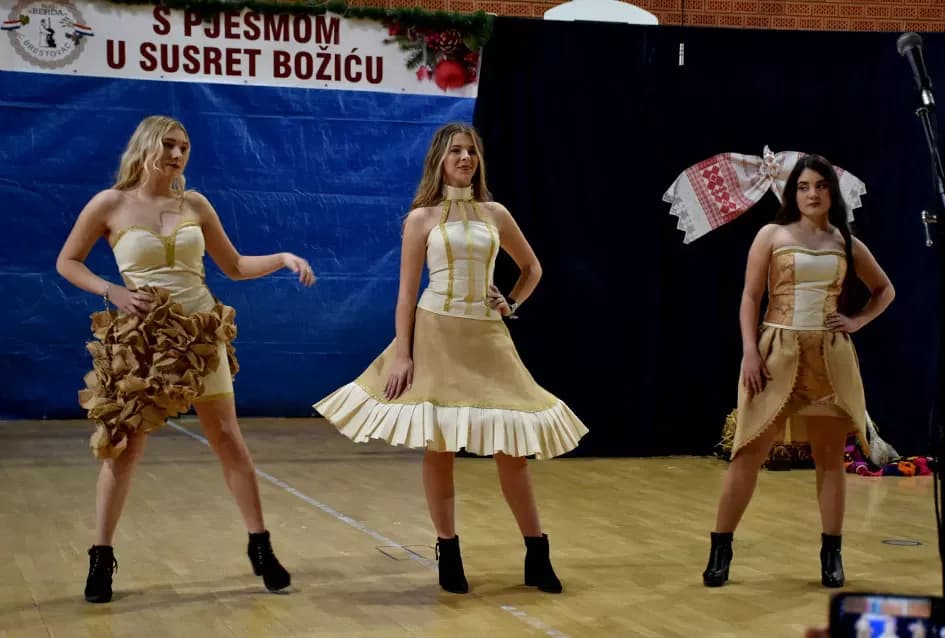 Brestovačka priredba donijela poruke zajedništva, empatije i dobrote