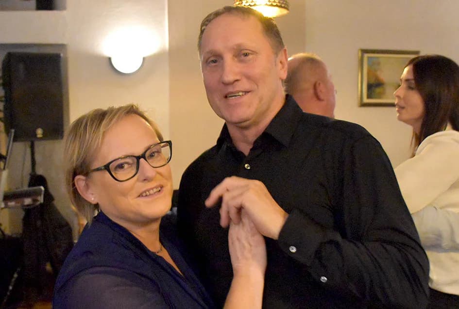 Supruge vinara došle na svoje, ples do jutra