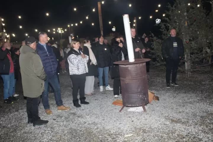 U Bećarskom šoru u znaku osoba „zlatne dobi“, ribiča i Tamburaškog sastava „Podrumski bećari”